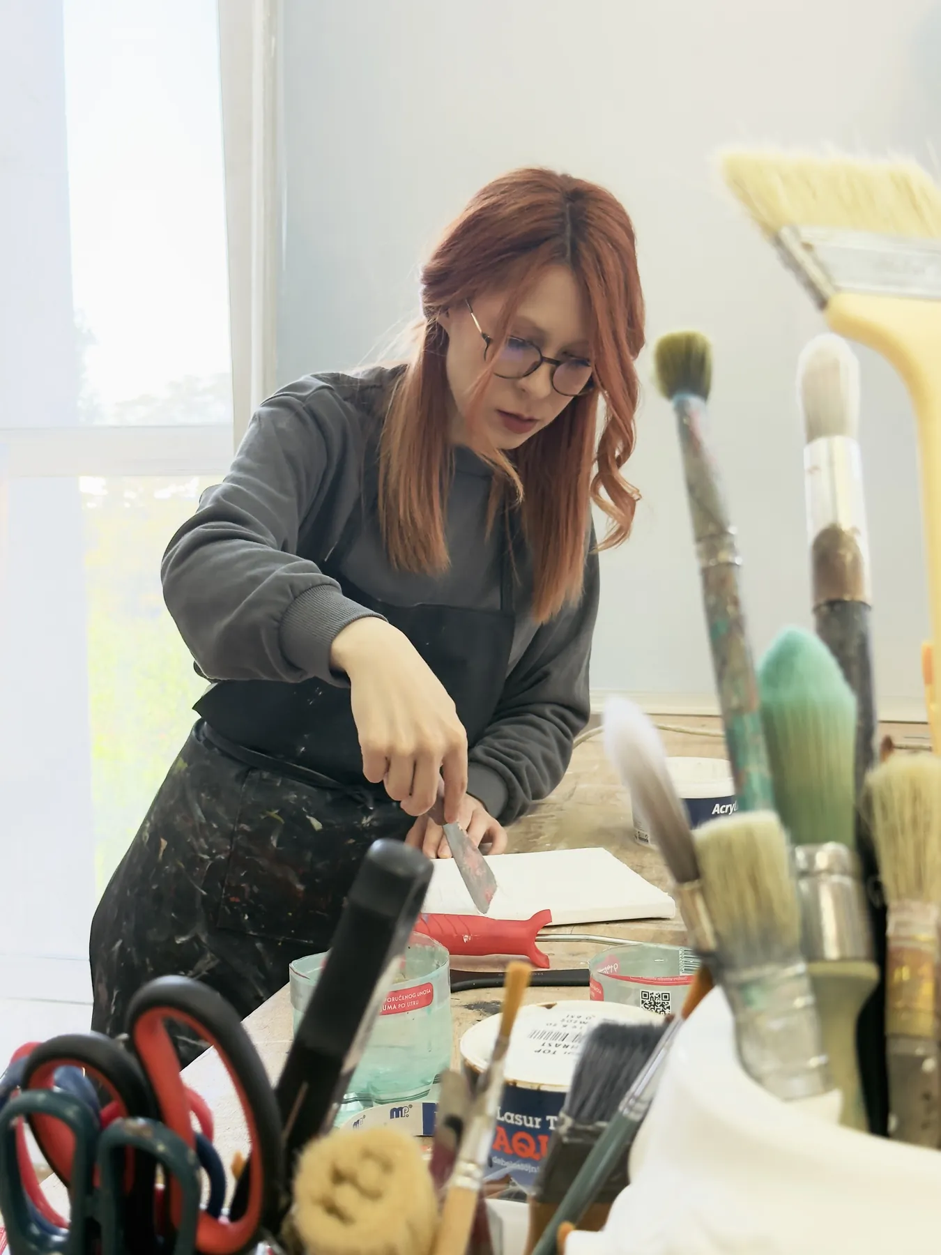 Natalija Stamenković working in her studio